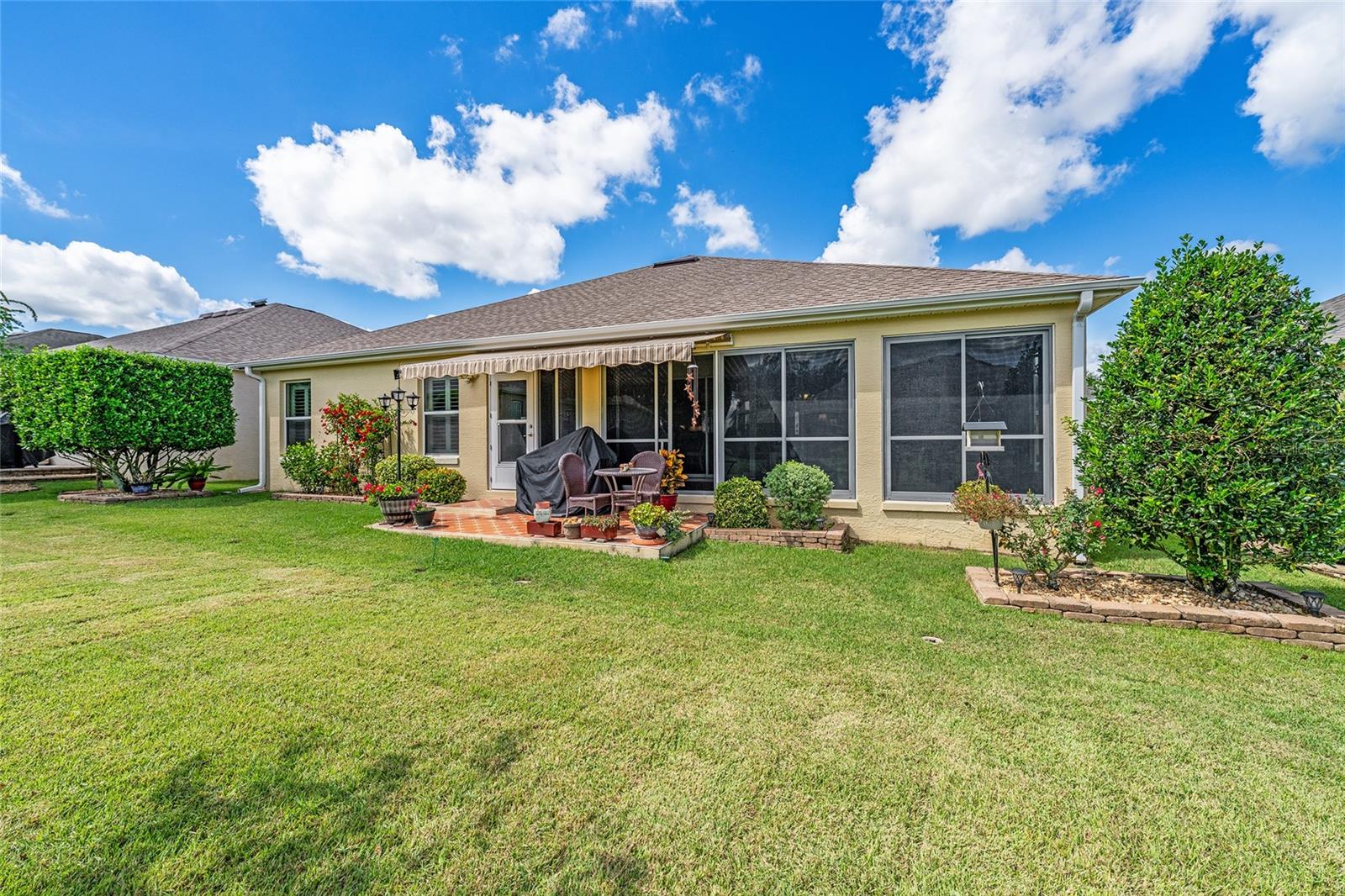 Image 41 of 59 For 2739 Midland Terrace