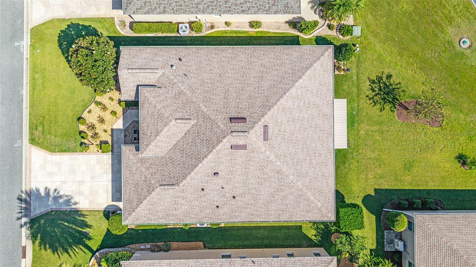 Image 53 of 59 For 2739 Midland Terrace