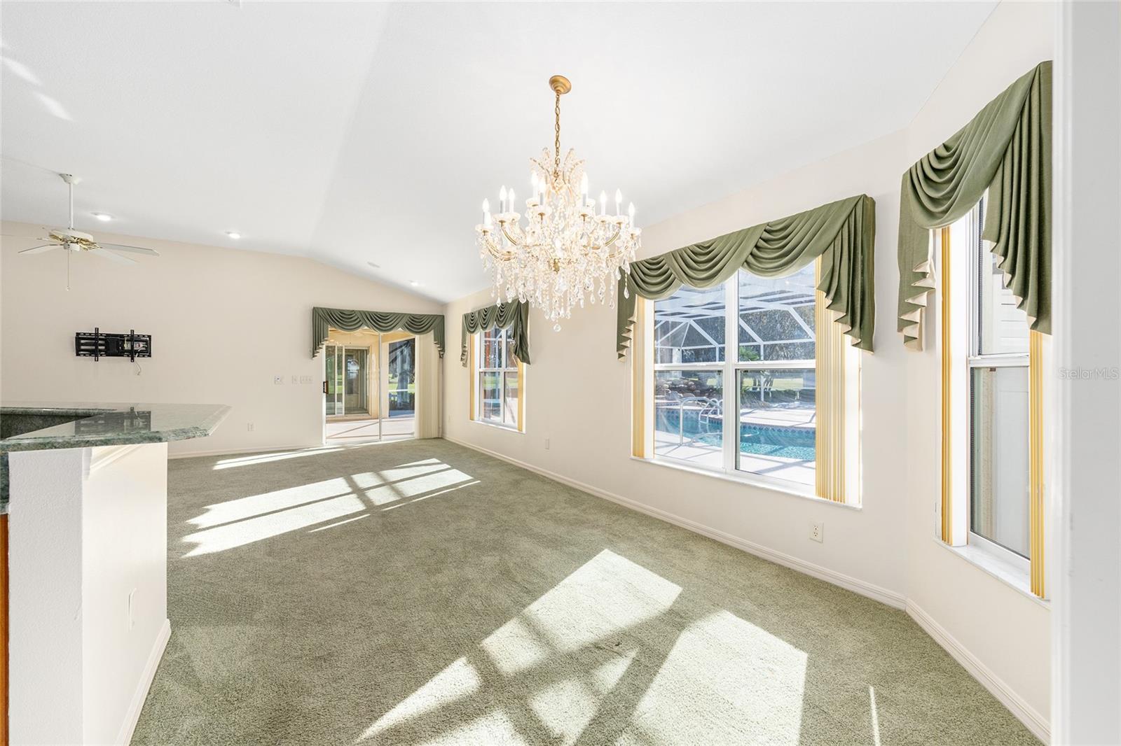 Image 10 of 75 For 17487 84th Foxgrove Avenue