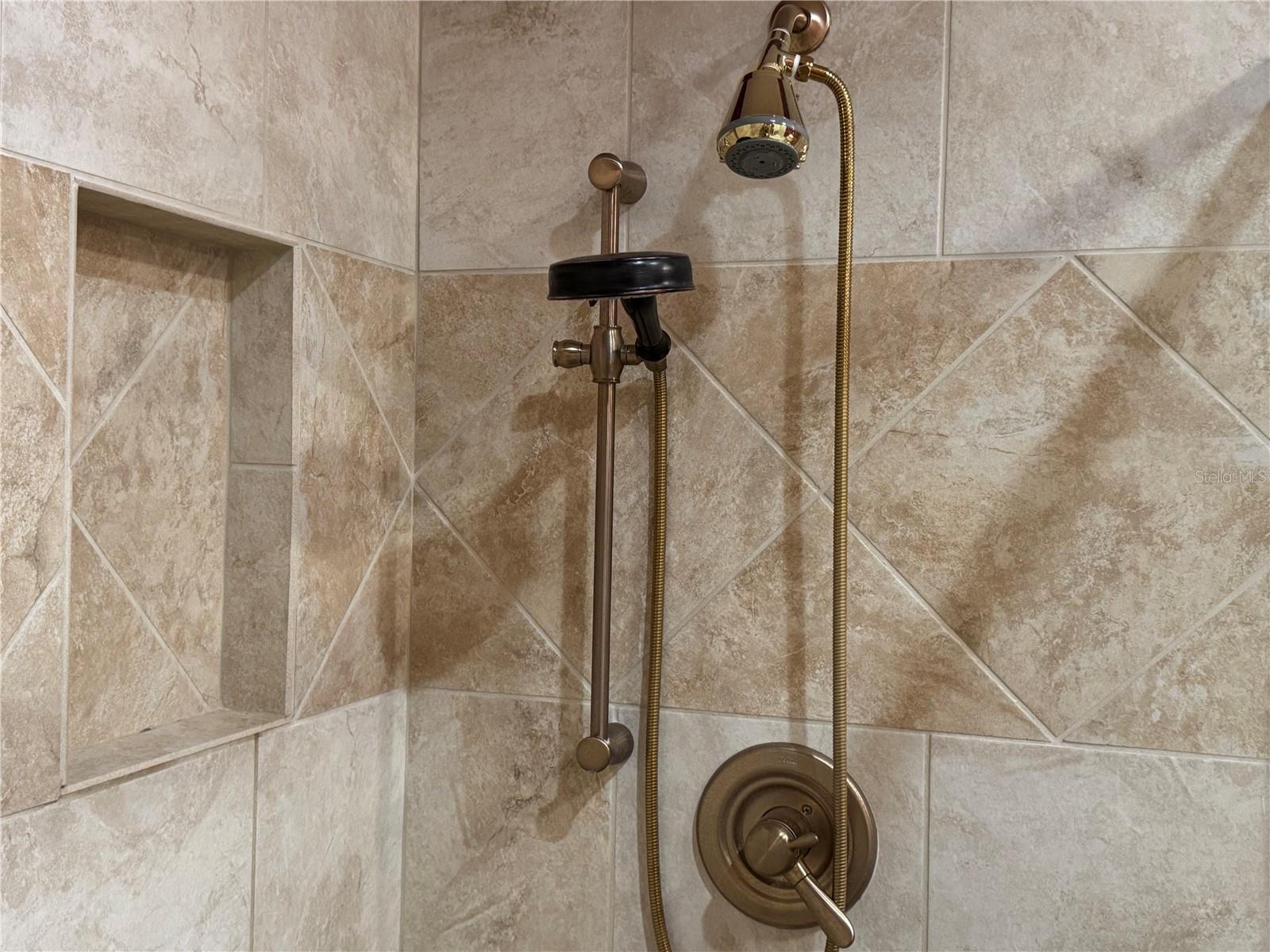 Image 28 of 75 For 17487 84th Foxgrove Avenue