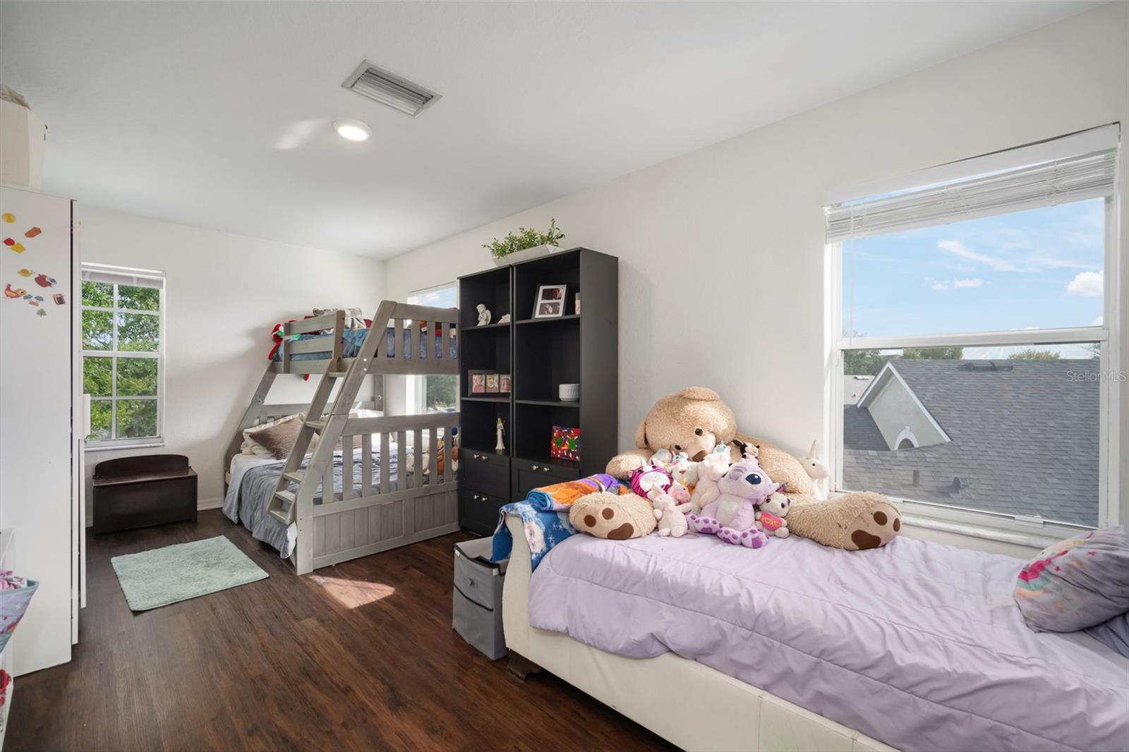 Image 20 of 38 For 11531 Mountain Bay Drive