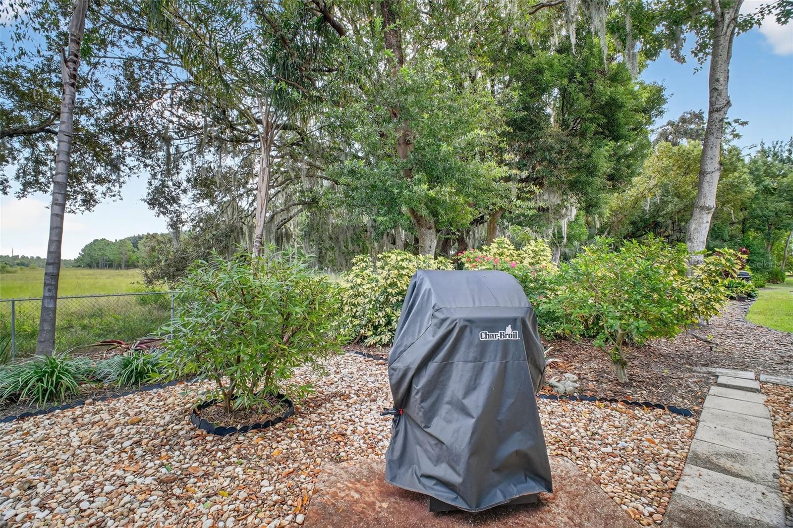 Image 33 of 63 For 8252 Bridgeport Bay Circle