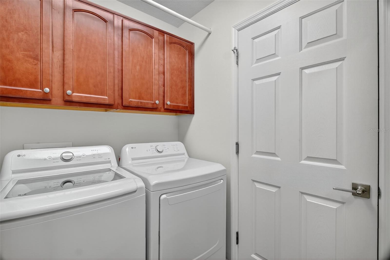 Image 38 of 63 For 8252 Bridgeport Bay Circle