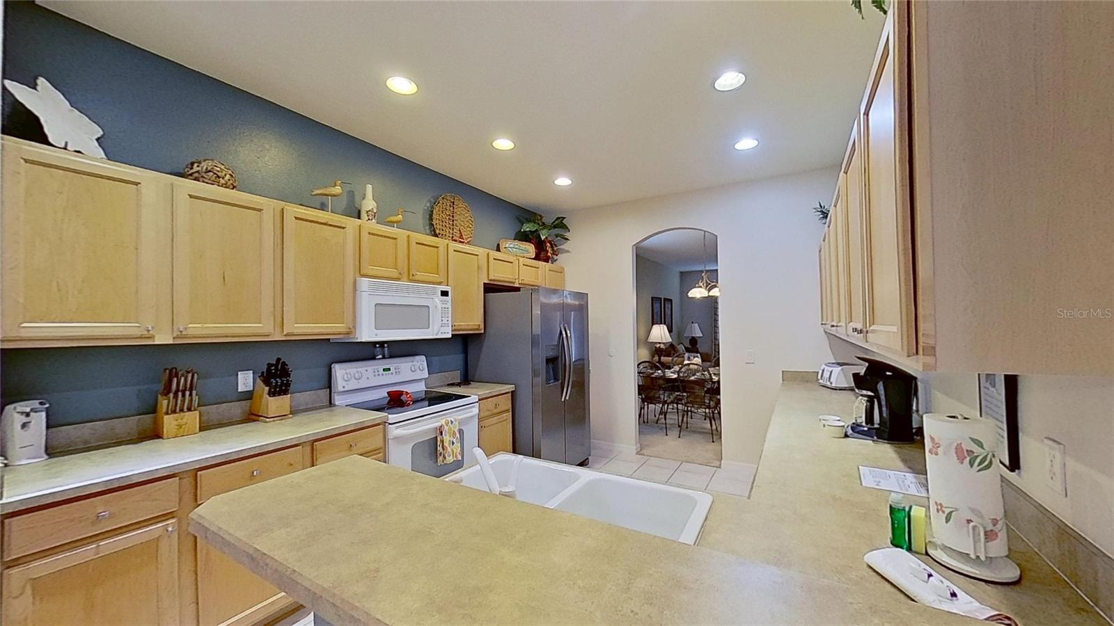 Image 14 of 73 For 136 Henley Circle