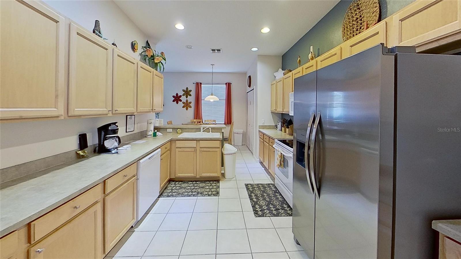 Image 15 of 73 For 136 Henley Circle