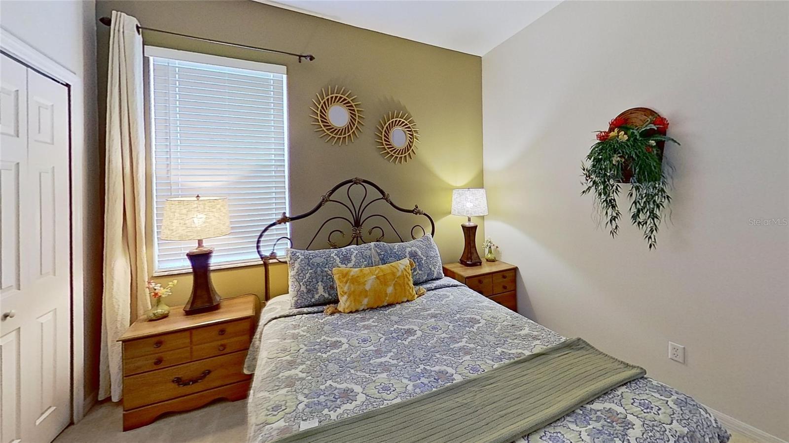 Image 20 of 73 For 136 Henley Circle