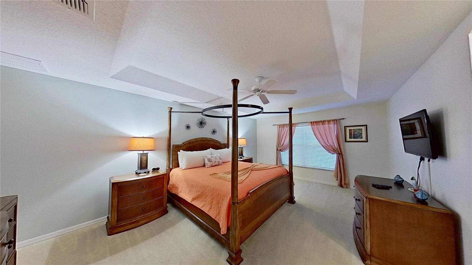 Image 23 of 73 For 136 Henley Circle