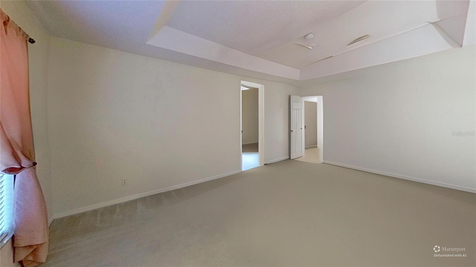 Image 25 of 73 For 136 Henley Circle