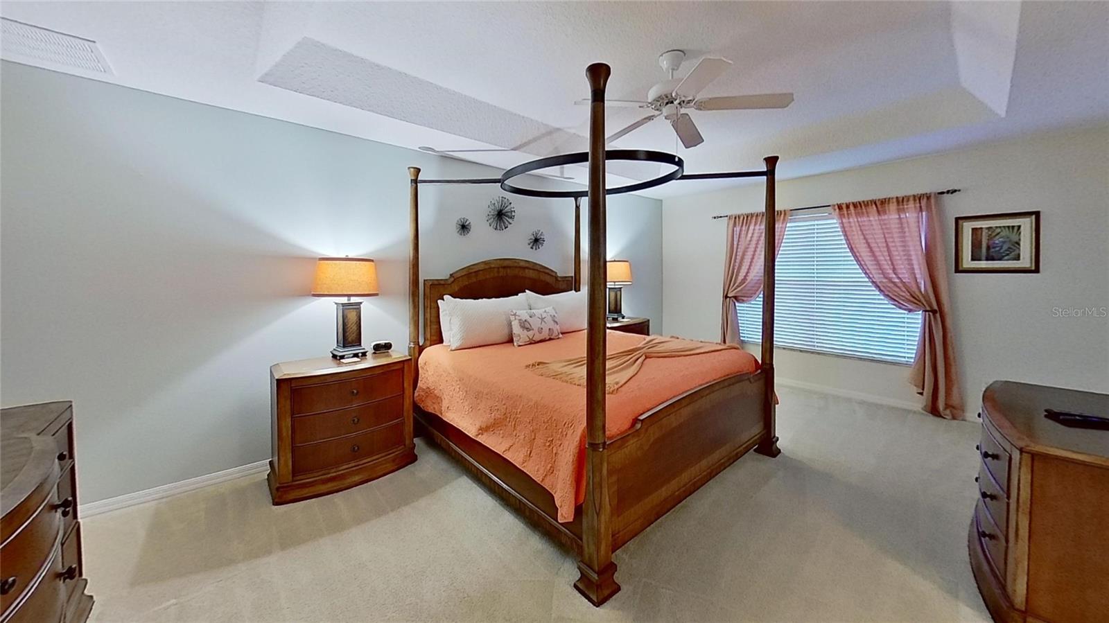 Image 28 of 73 For 136 Henley Circle