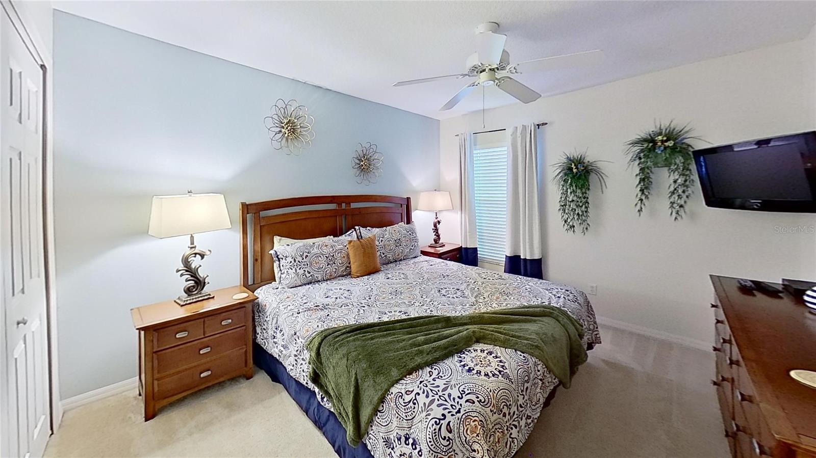 Image 41 of 73 For 136 Henley Circle