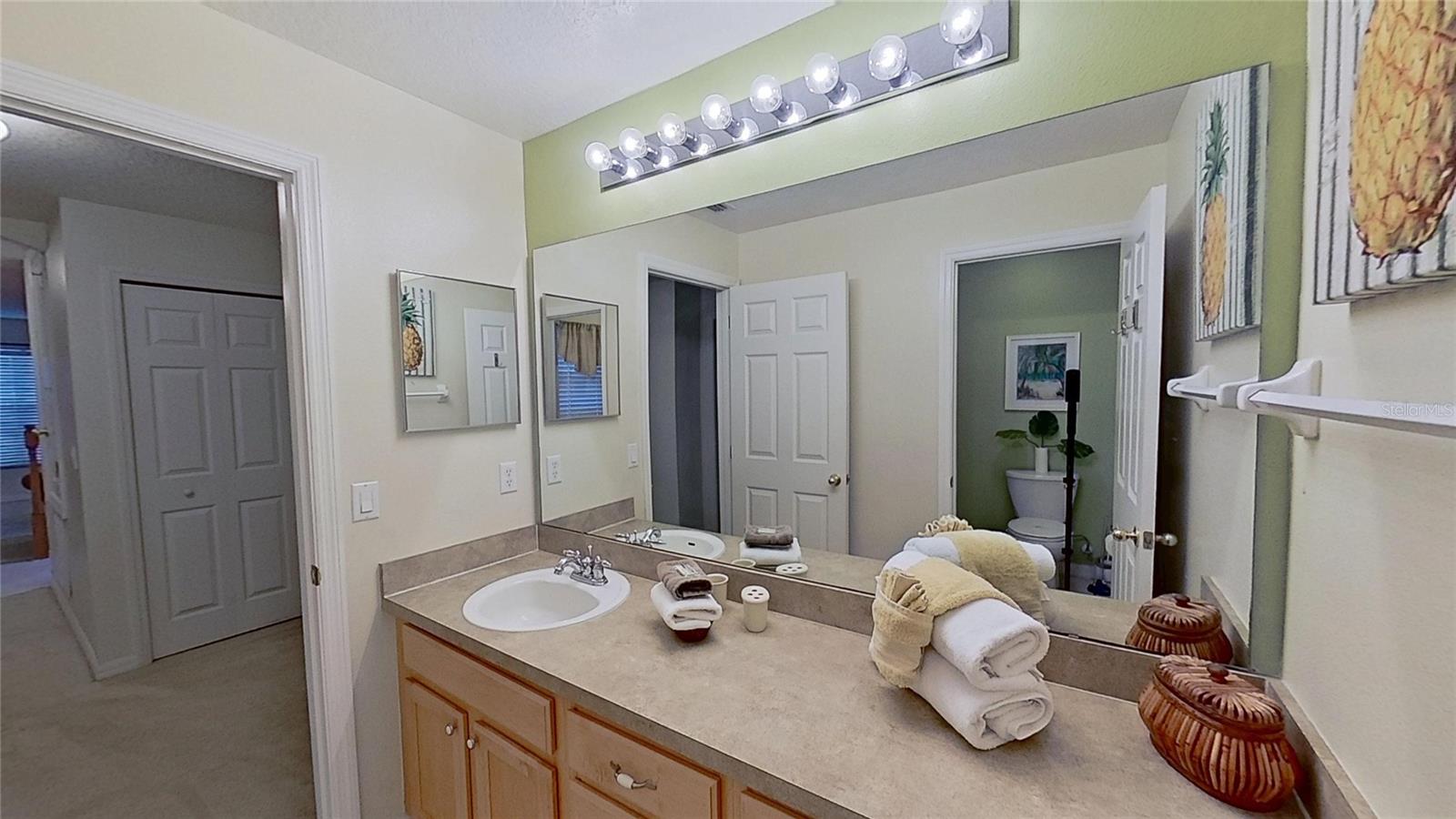 Image 57 of 73 For 136 Henley Circle