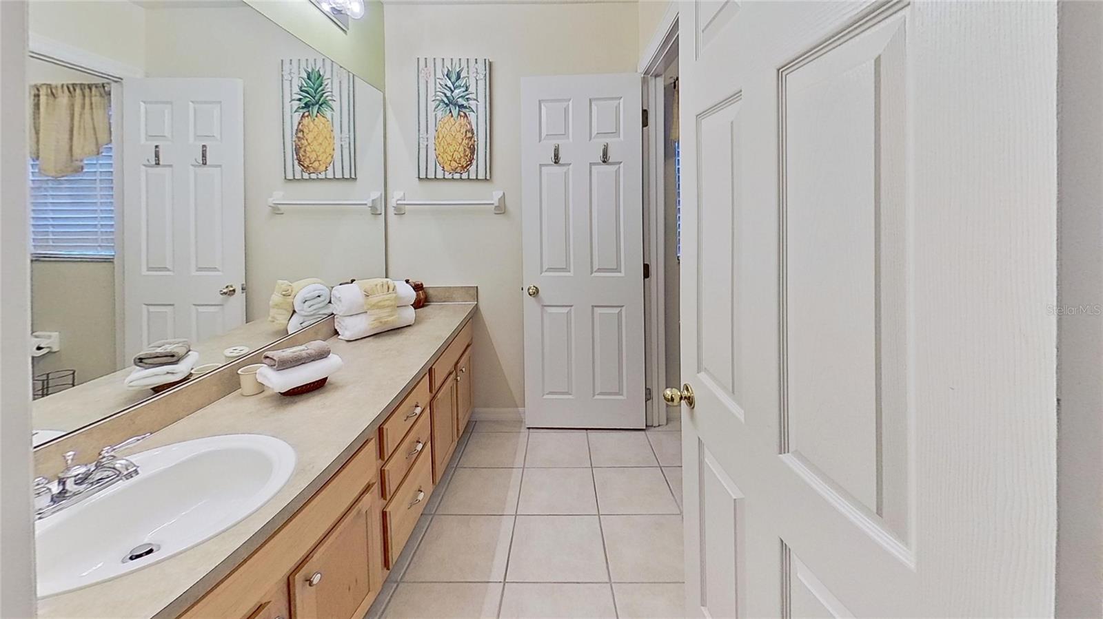 Image 58 of 73 For 136 Henley Circle