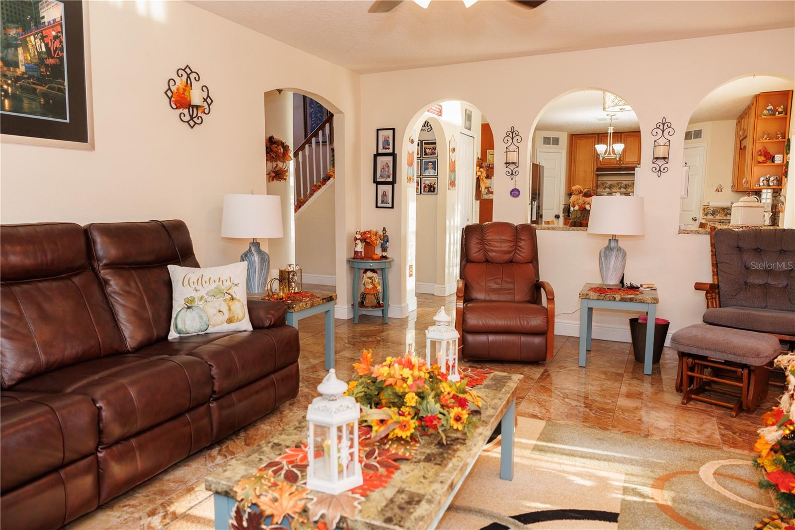 Image 13 of 45 For 1108 Chateau Circle