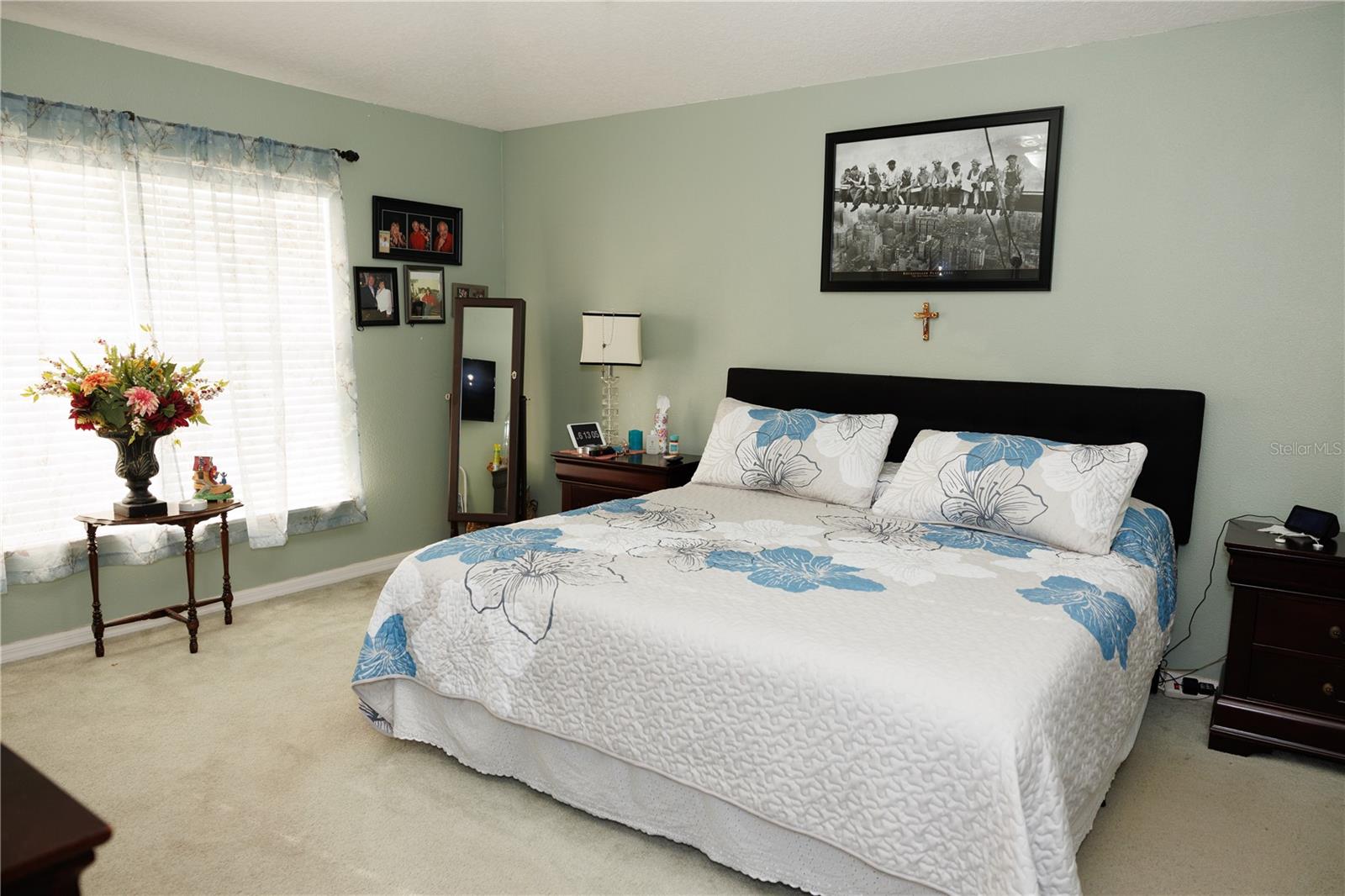 Image 19 of 45 For 1108 Chateau Circle