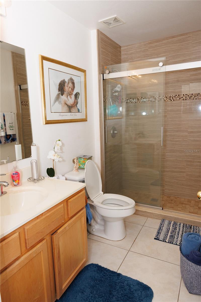 Image 28 of 45 For 1108 Chateau Circle