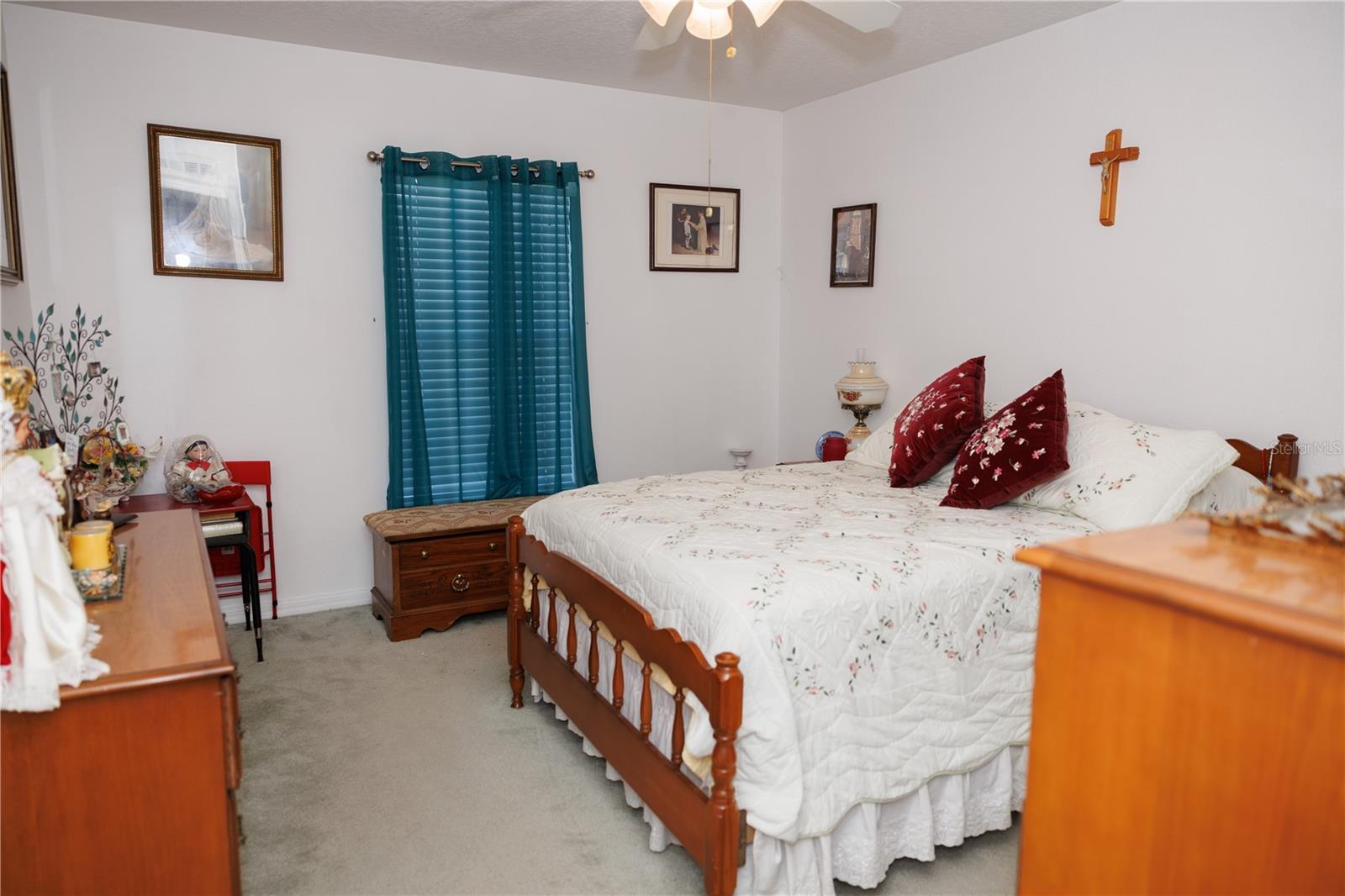 Image 32 of 45 For 1108 Chateau Circle