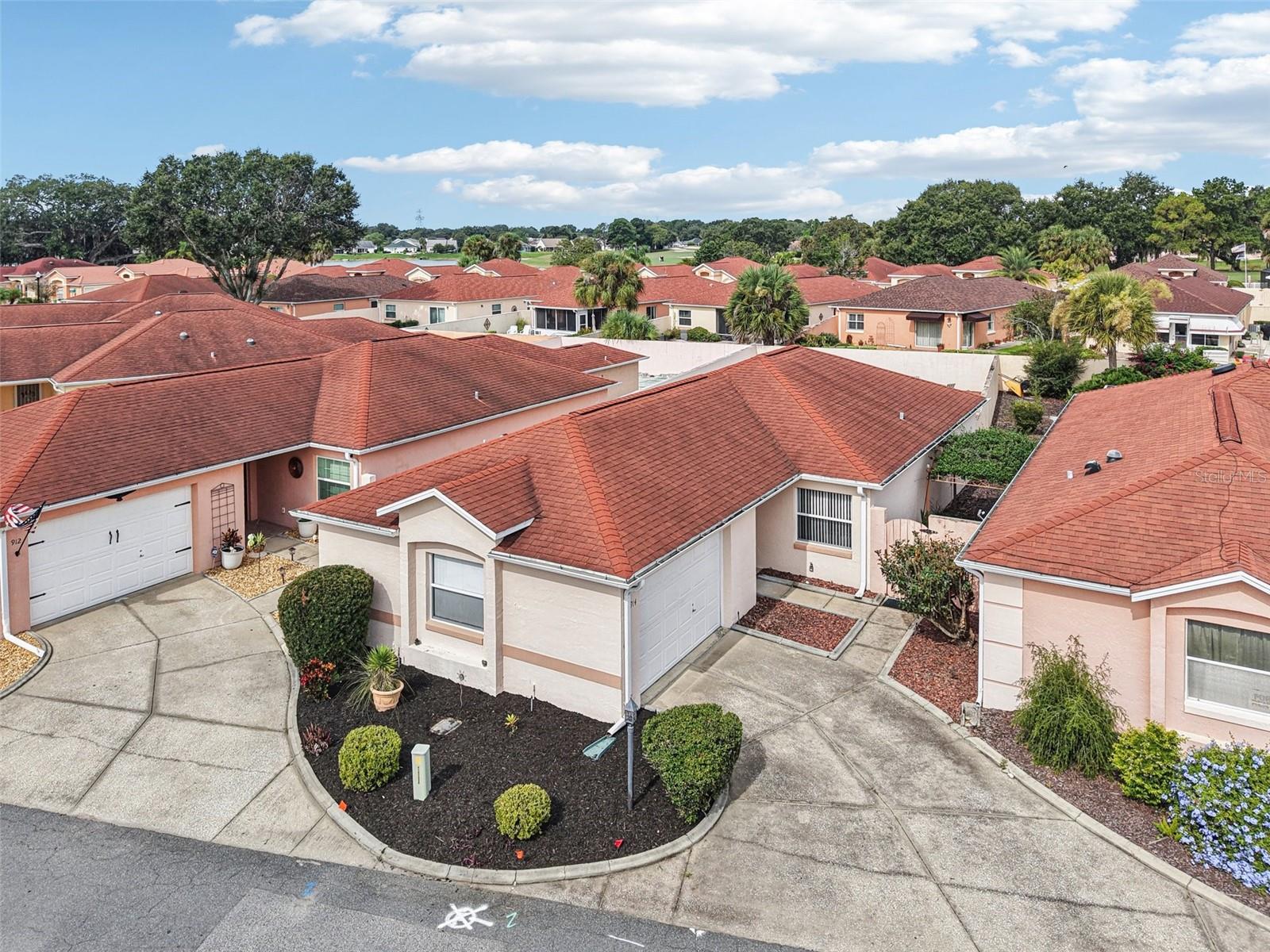Details for 914 Mendoza Boulevard, LADY LAKE, FL 32159