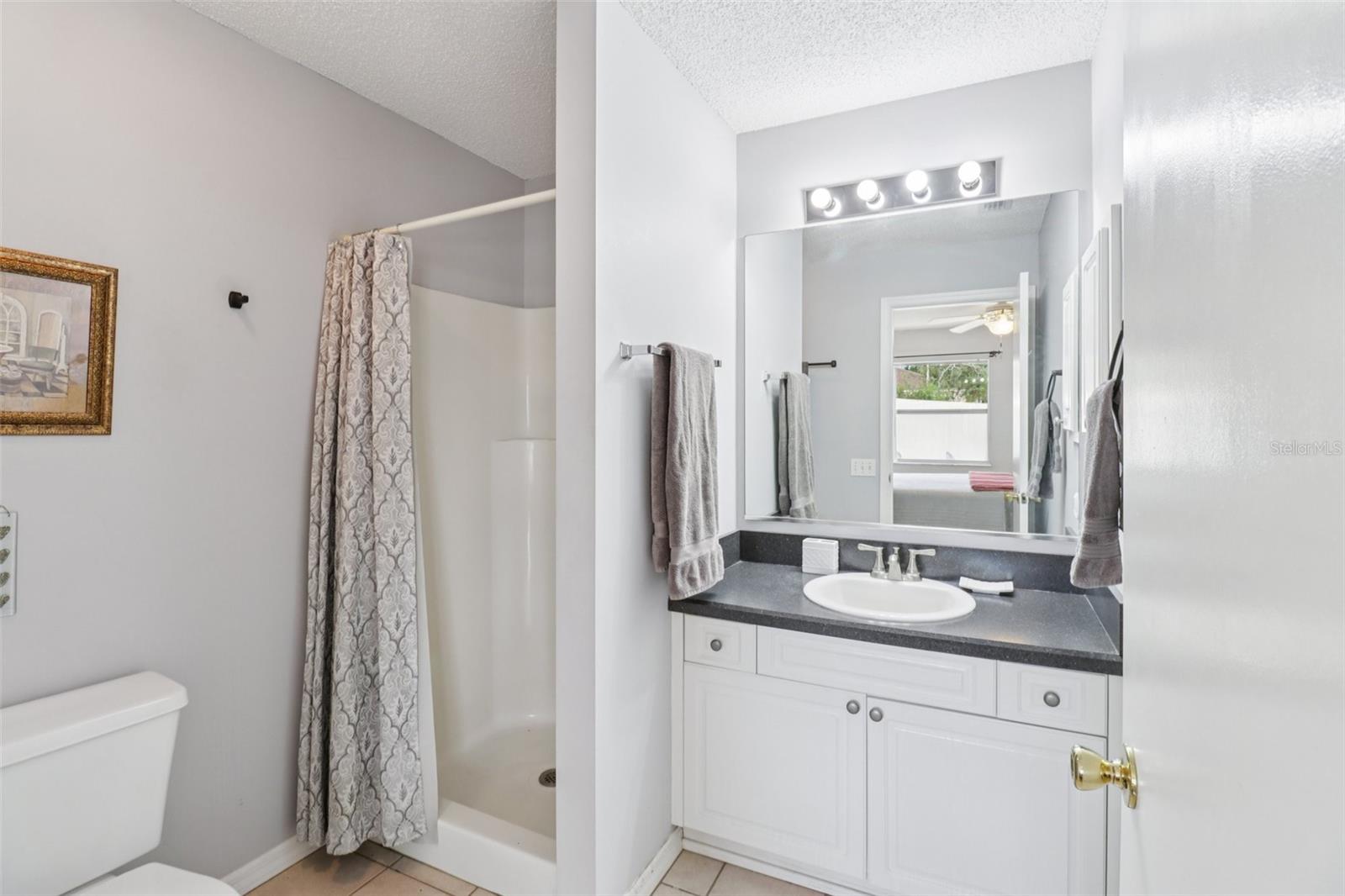 Image 16 of 45 For 914 Mendoza Boulevard