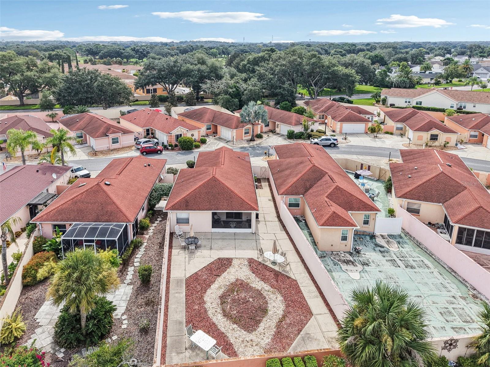 Image 4 of 45 For 914 Mendoza Boulevard