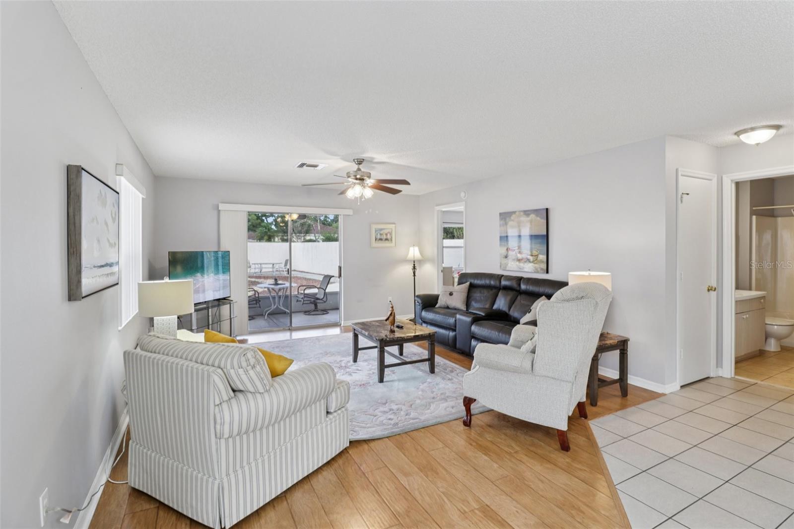 Image 8 of 45 For 914 Mendoza Boulevard
