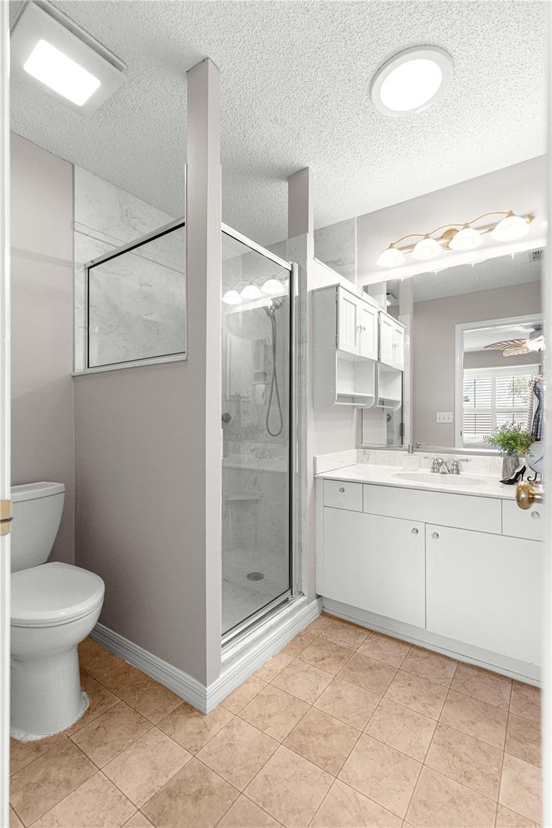 Image 19 of 42 For 748 Hernandez Drive