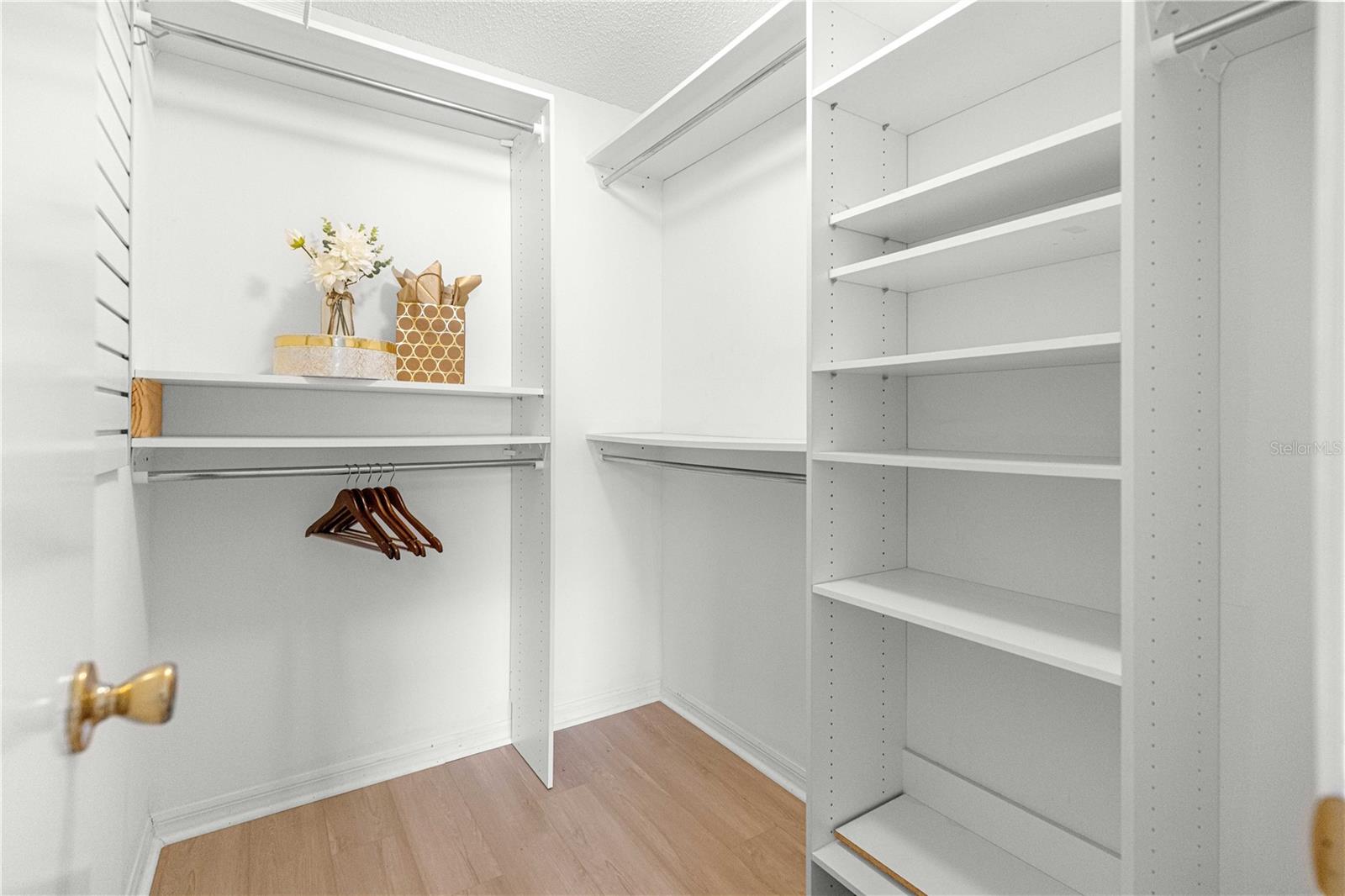 Image 21 of 42 For 748 Hernandez Drive