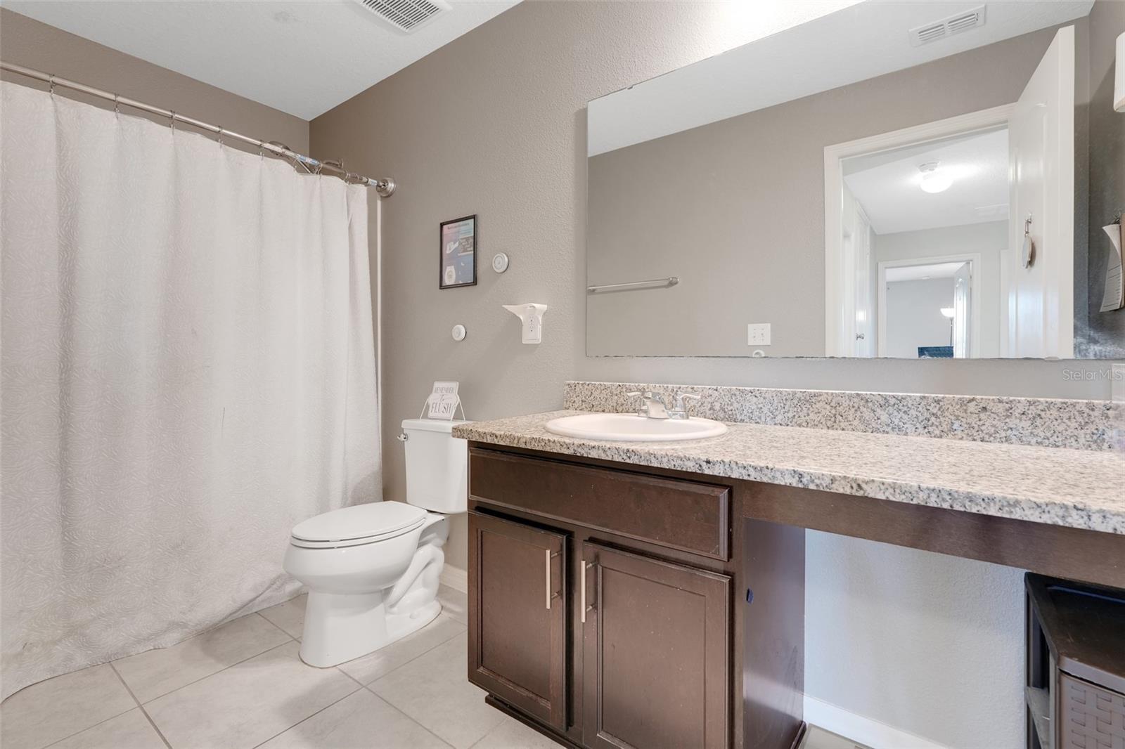Image 16 of 24 For 2111 Ficus Street