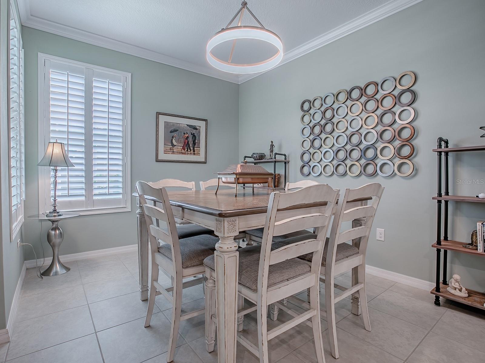 Image 14 of 37 For 26939 White Plains Way