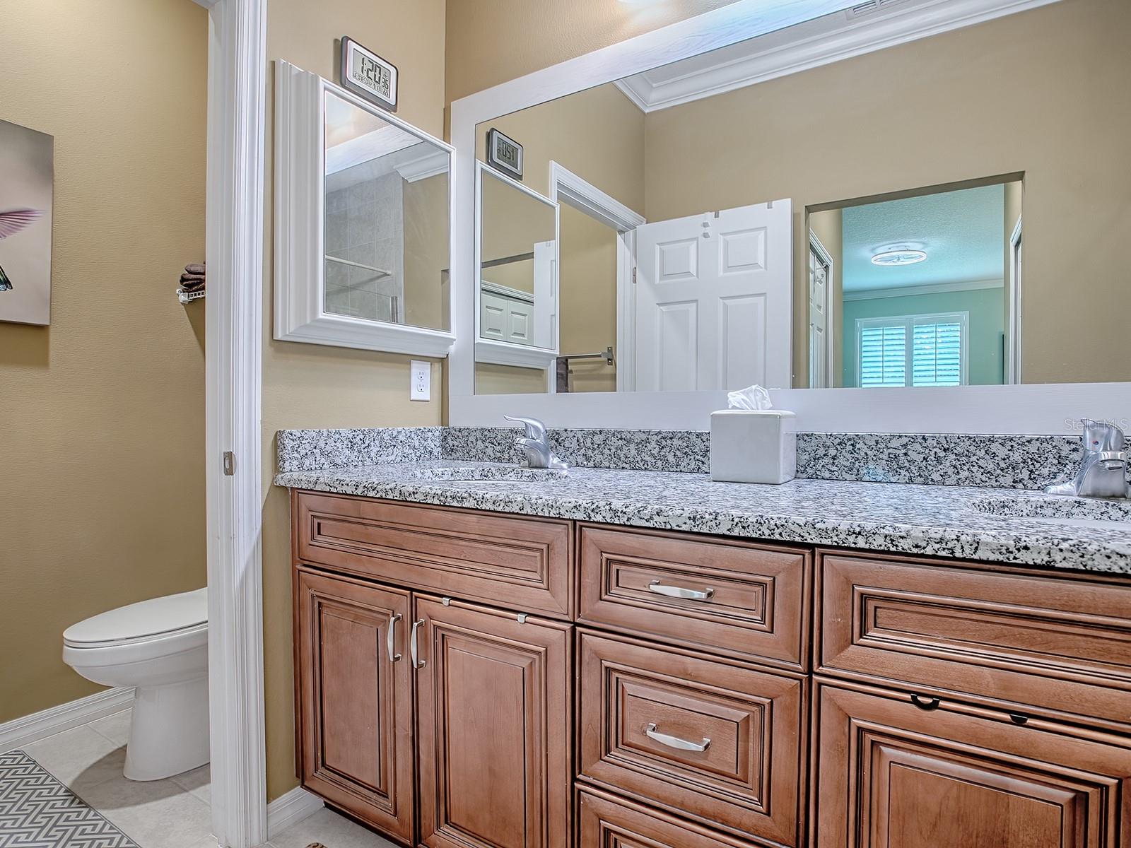 Image 23 of 37 For 26939 White Plains Way