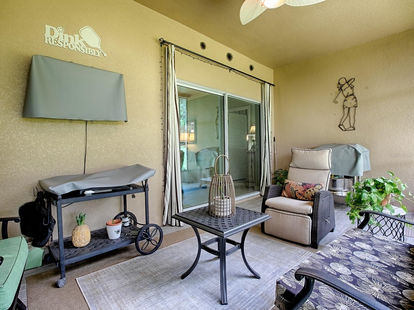 Image 32 of 37 For 26939 White Plains Way
