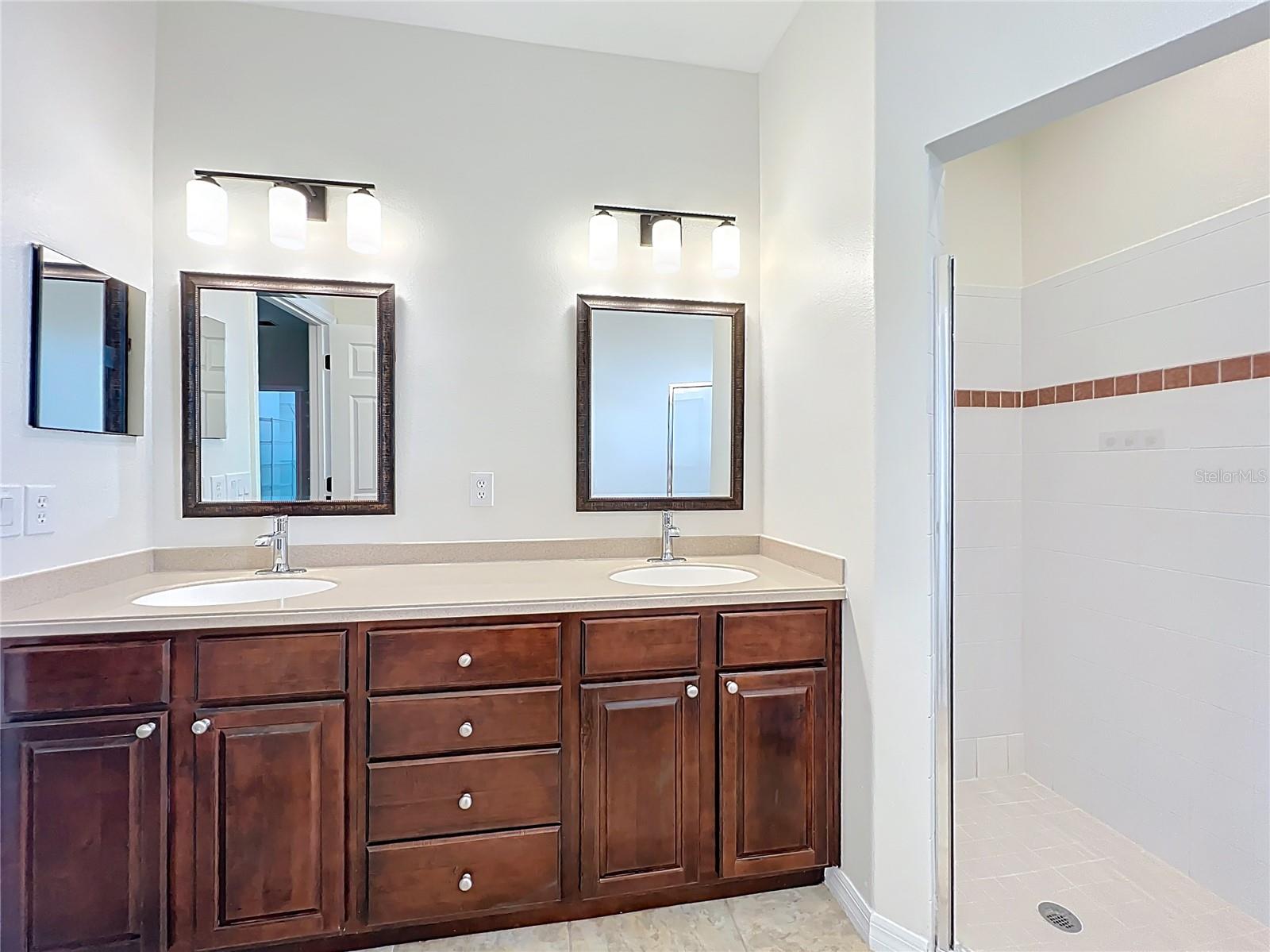 Image 44 of 82 For 10817 Masters Drive