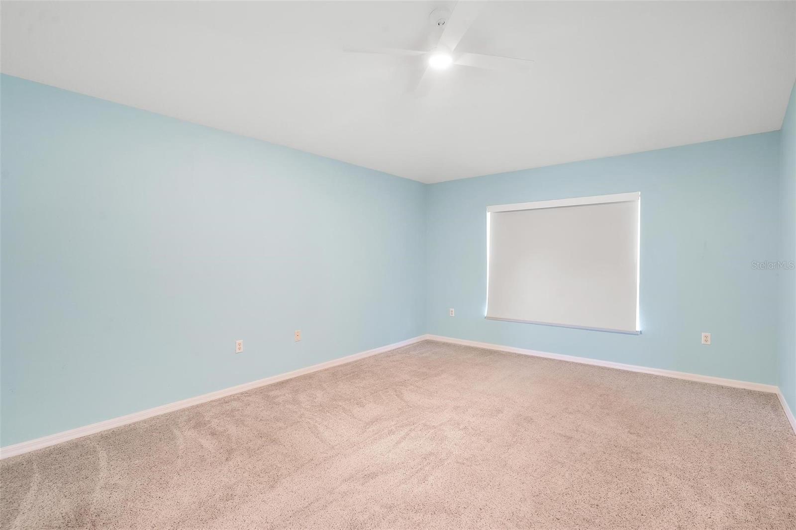 Image 15 of 45 For 802 Deer Glen Court