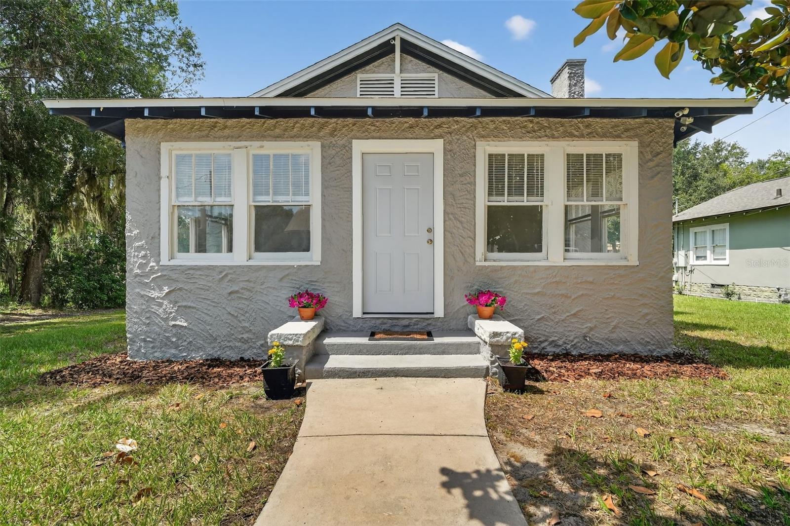 Image 2 of 31 For 74 Lakeside Avenue