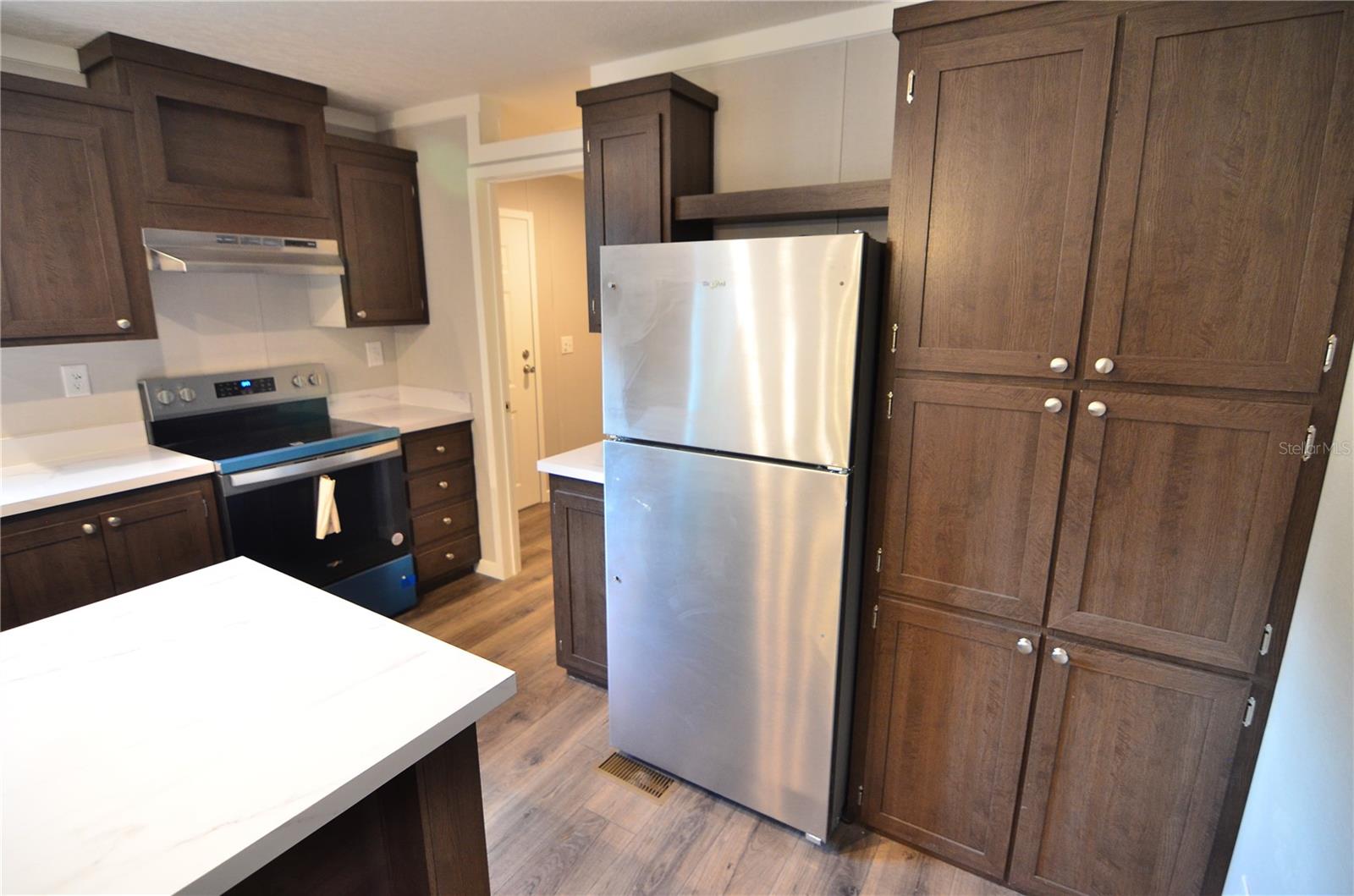 Image 41 of 67 For 515 Twin Lakes Circle