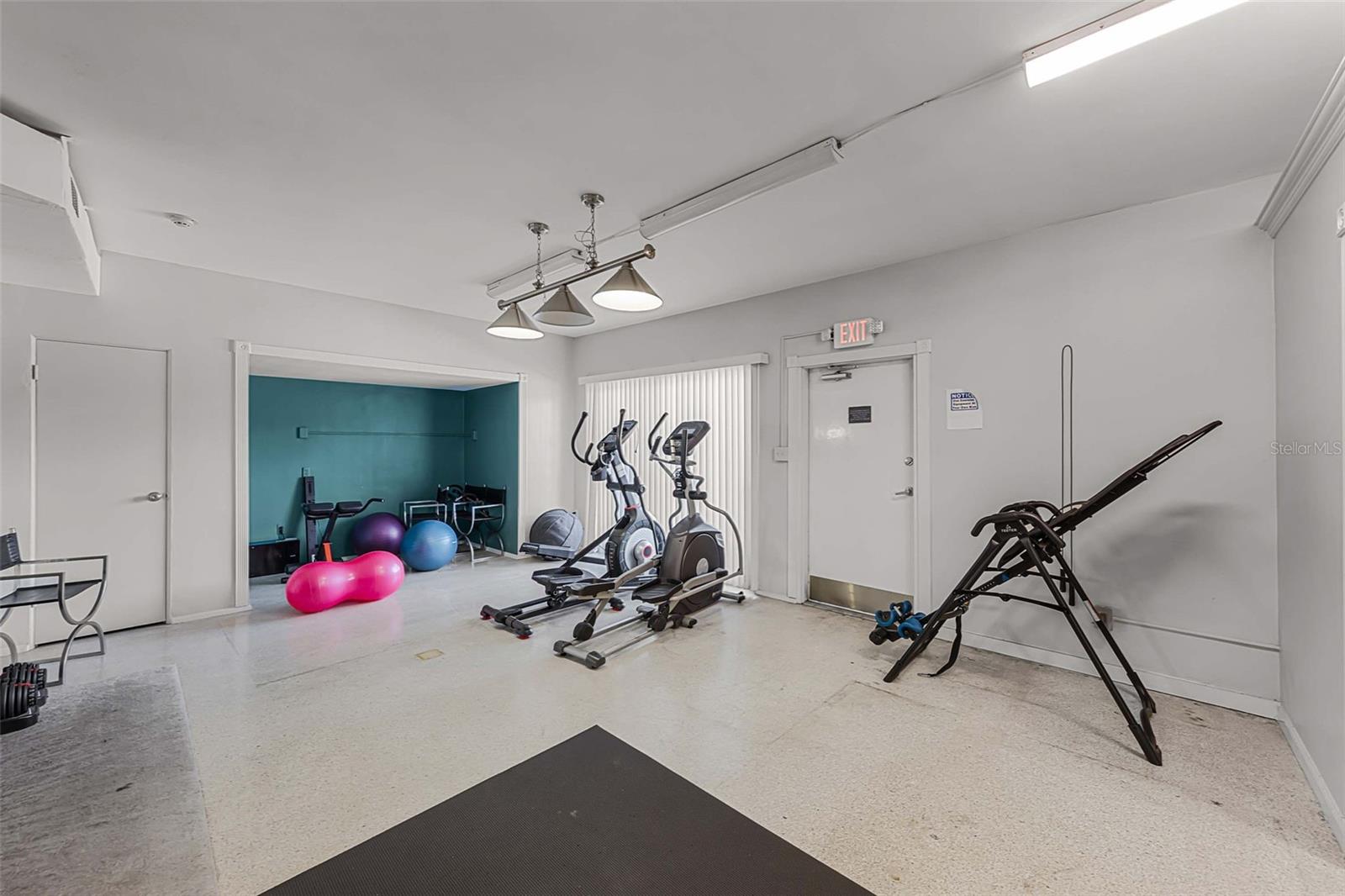 Image 32 of 34 For 151 Orlando Avenue 101