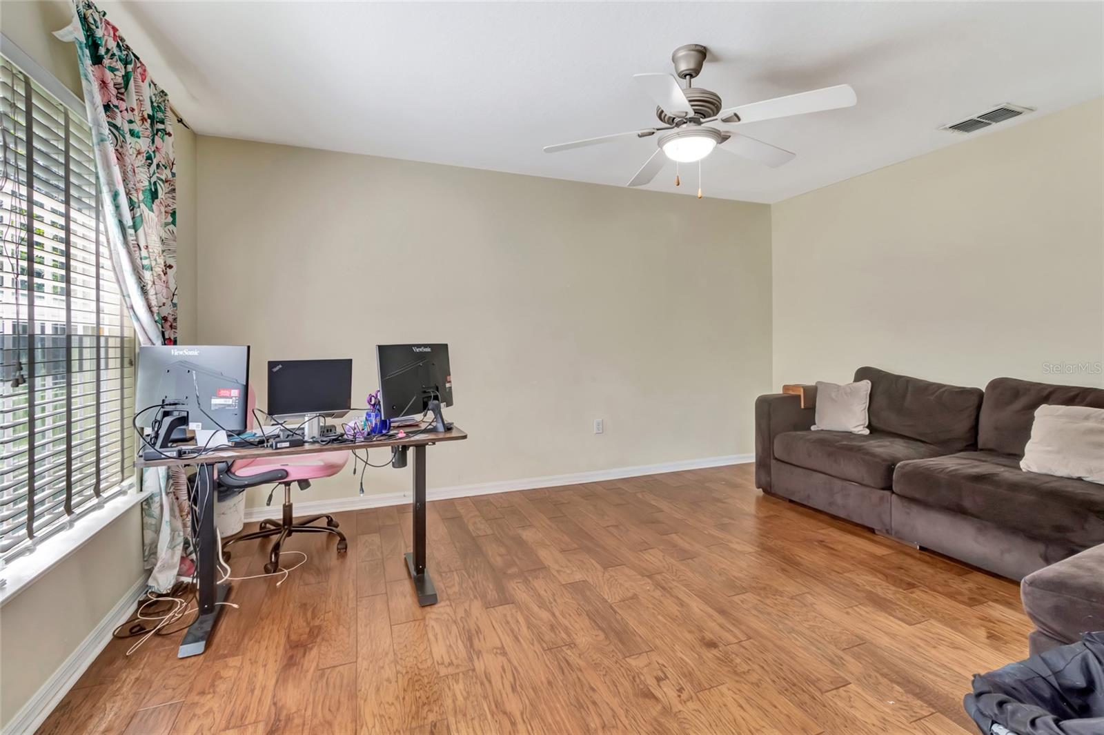 Image 11 of 55 For 16434 Meredrew Lane