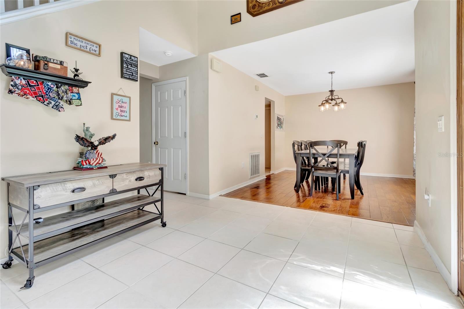 Image 12 of 55 For 16434 Meredrew Lane