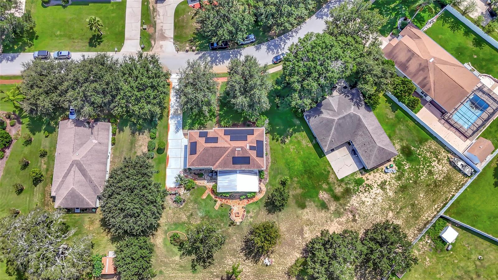 Image 51 of 55 For 16434 Meredrew Lane