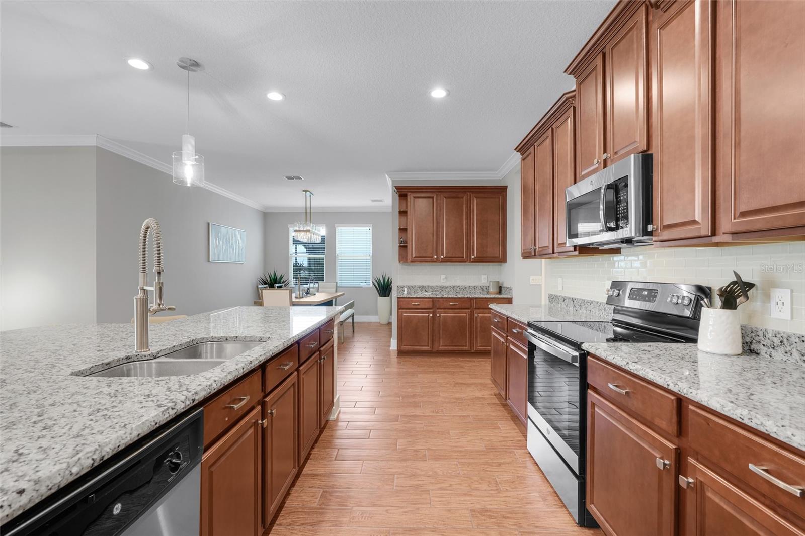 Image 15 of 64 For 313 Blue Cypress Drive