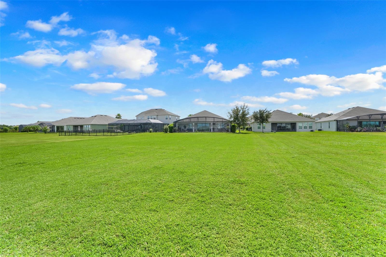 Image 4 of 64 For 313 Blue Cypress Drive