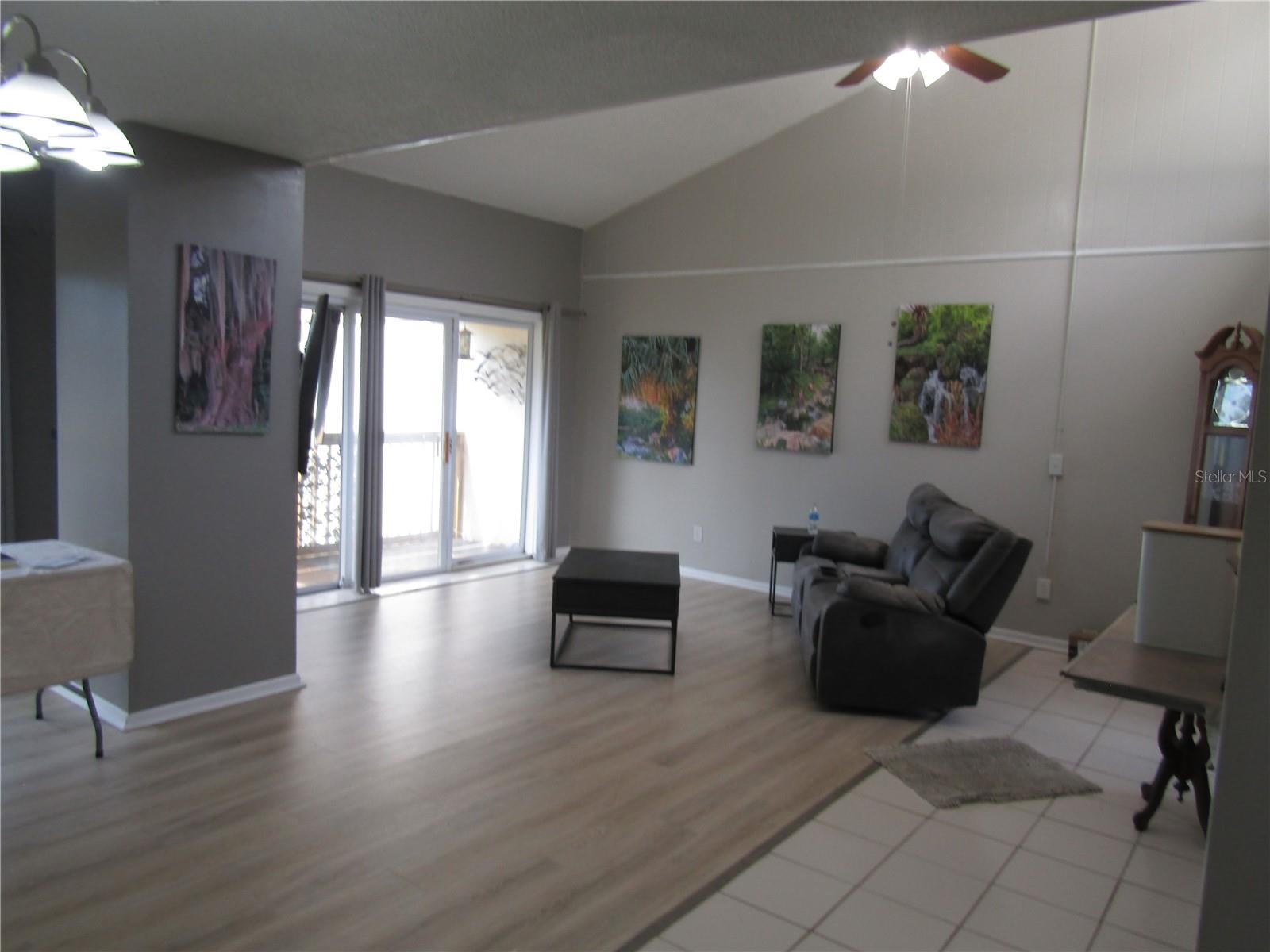 Image 11 of 33 For 1051 Highland Street 5e