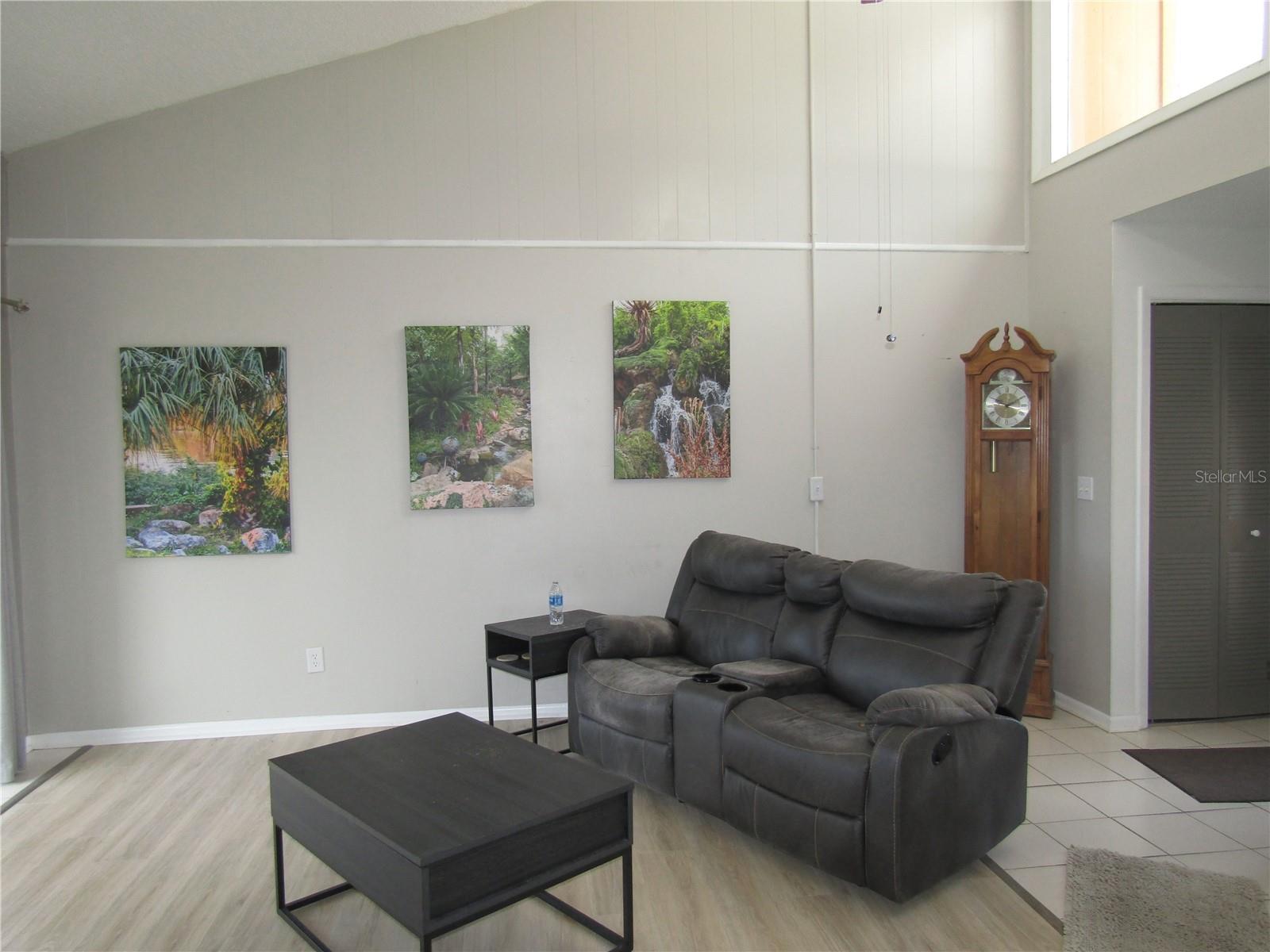 Image 12 of 33 For 1051 Highland Street 5e