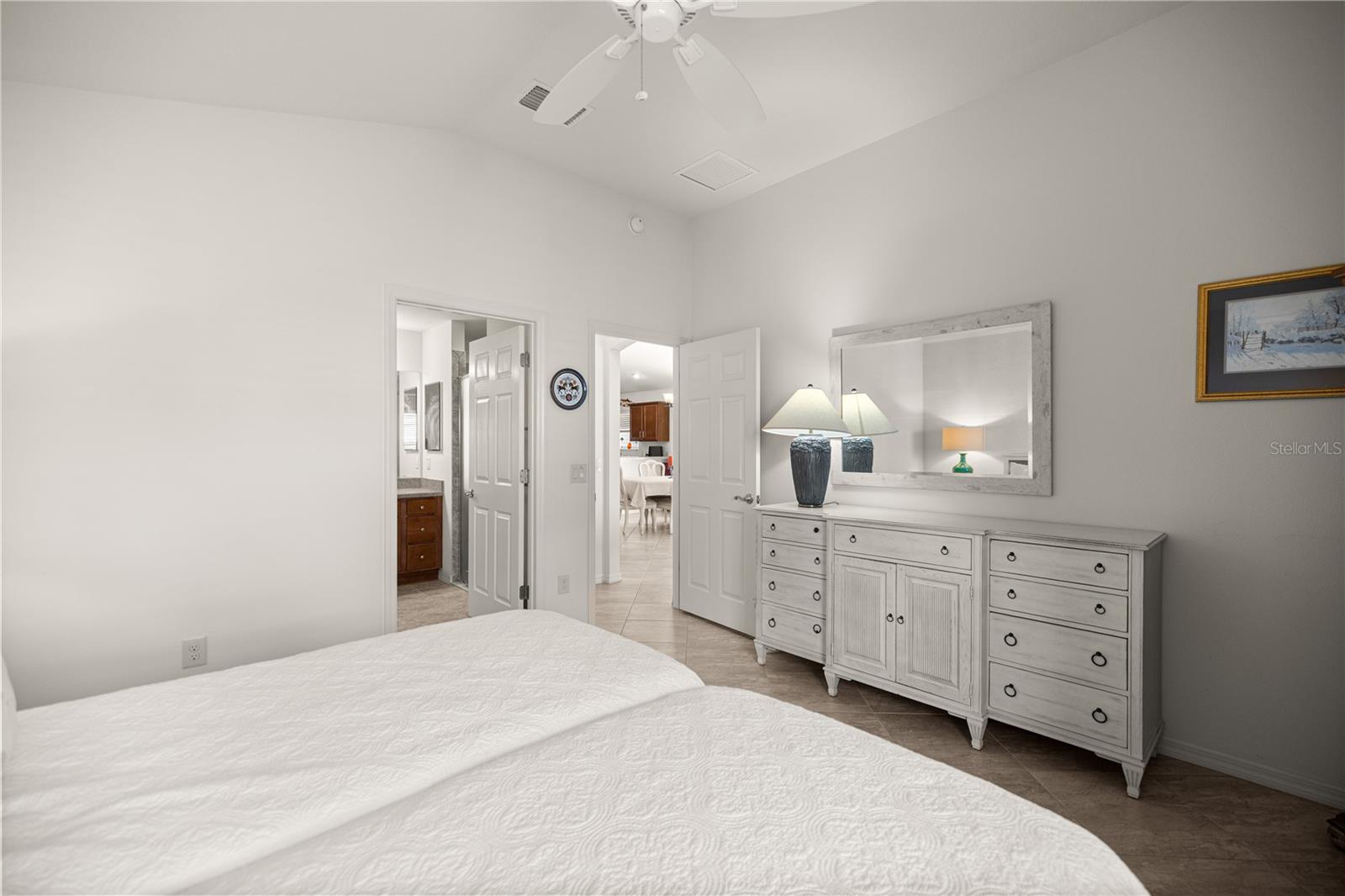Image 13 of 32 For 859 Amber Court