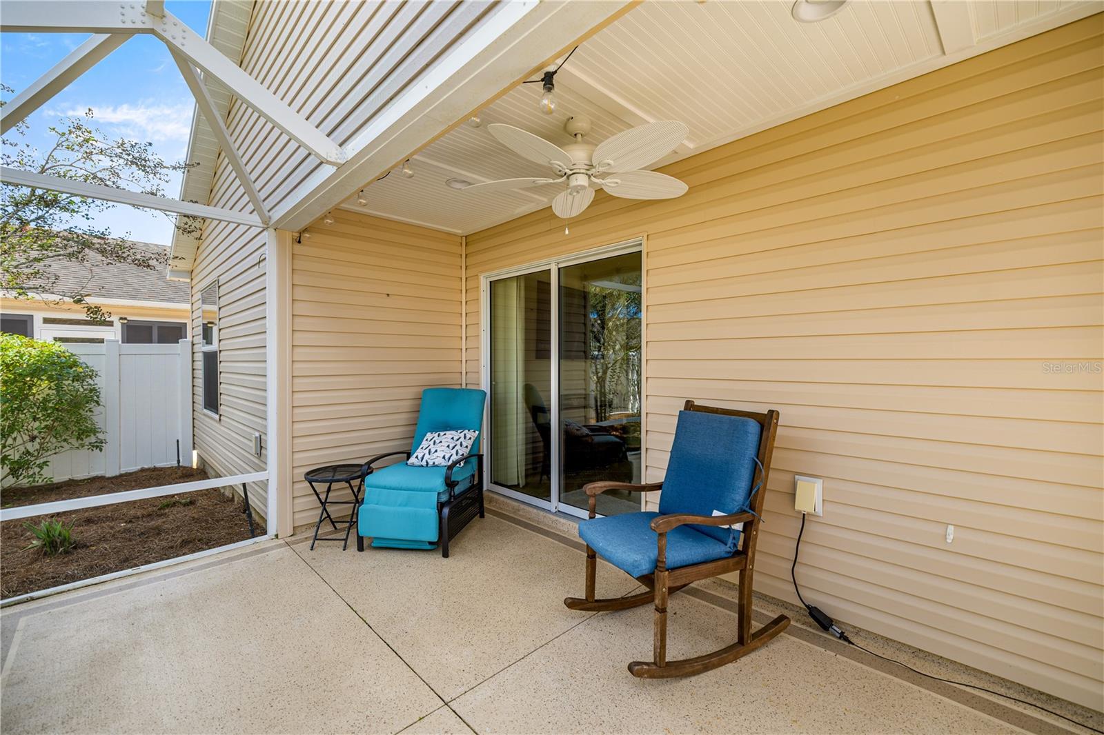Image 27 of 32 For 859 Amber Court