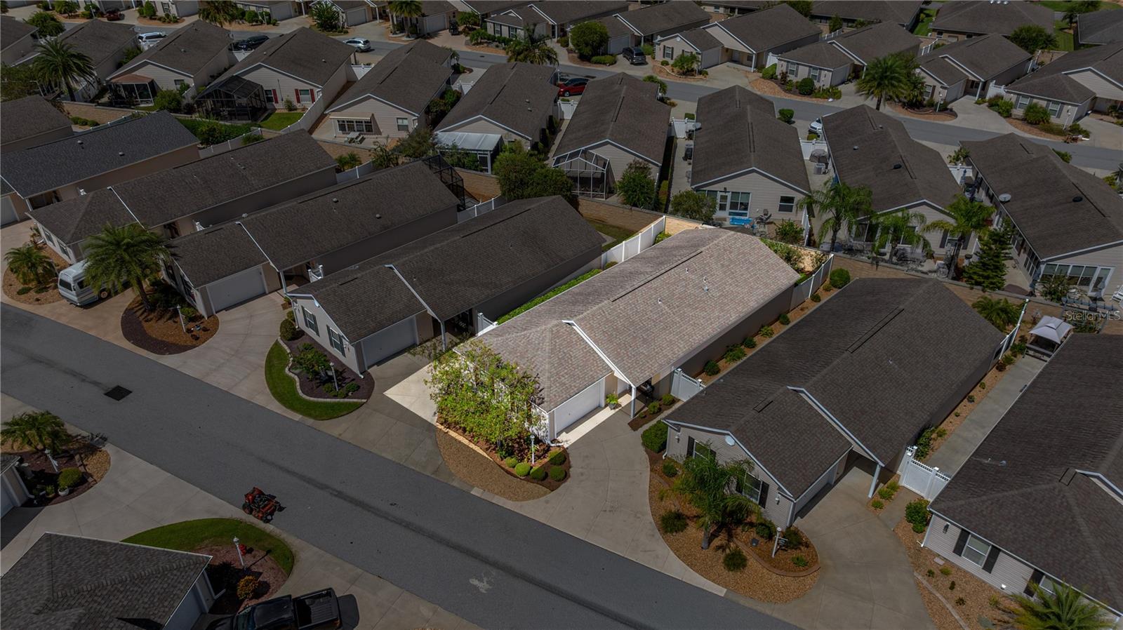 Image 28 of 32 For 859 Amber Court