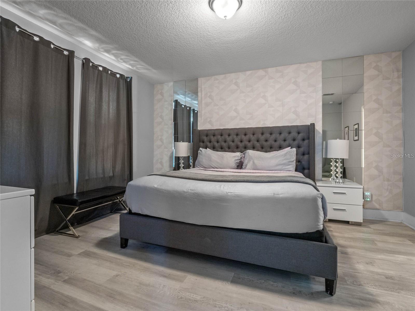 Image 16 of 33 For 1343 Yorkshire Court