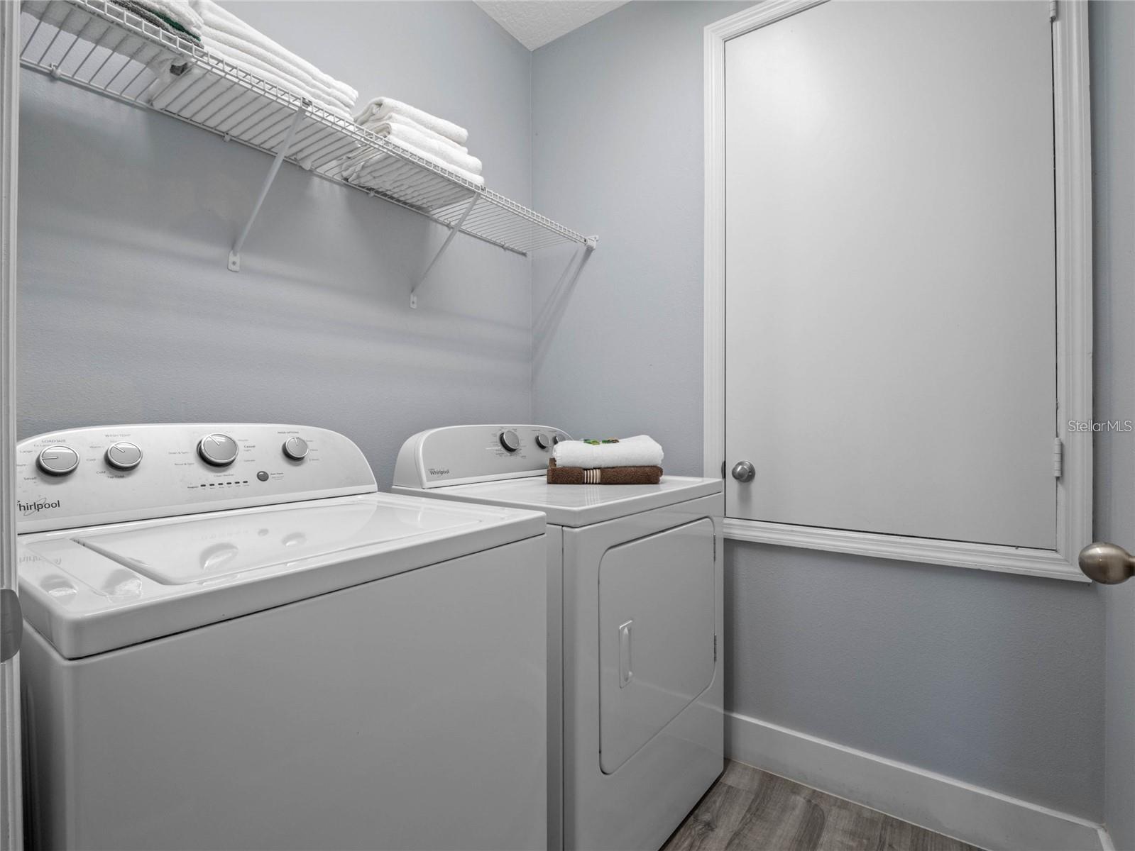 Image 28 of 33 For 1343 Yorkshire Court