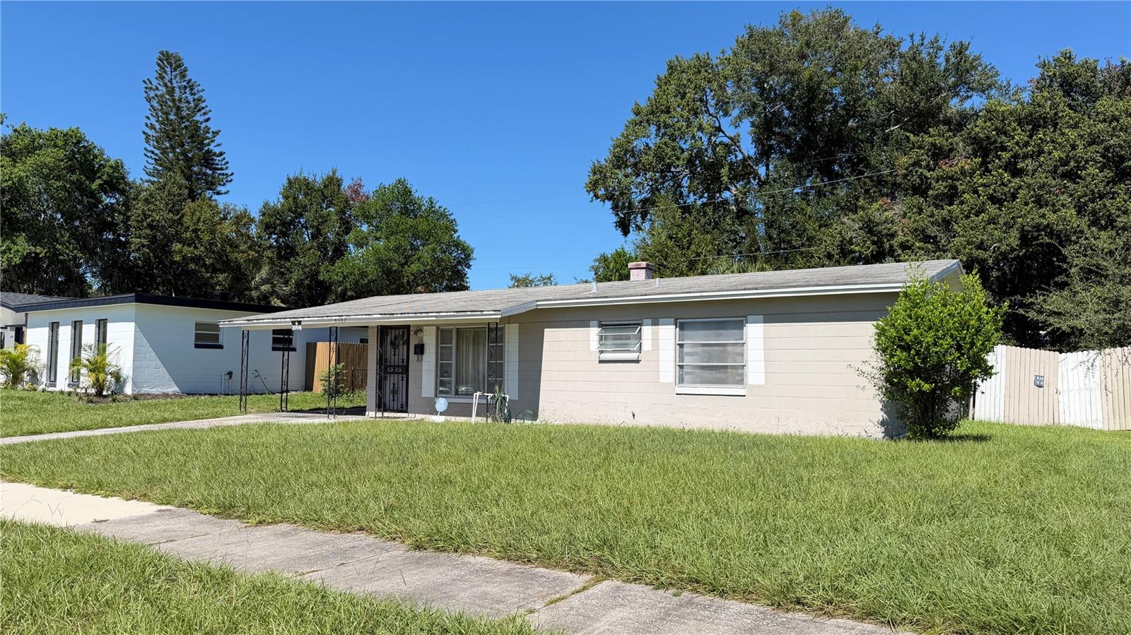 Image 3 of 20 For 3307 Mahalia Place