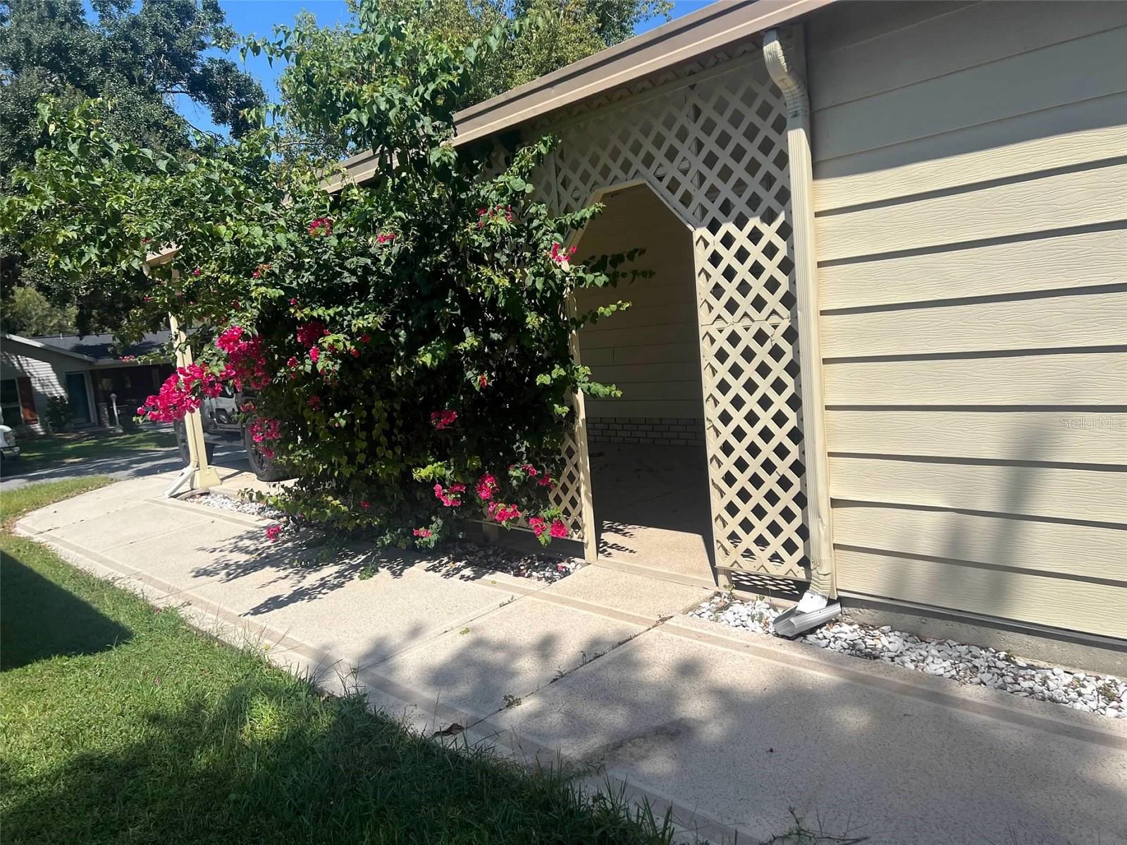 Image 18 of 21 For 1617 Hilton Head Boulevard