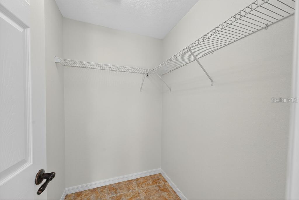 Image 34 of 53 For 15585 170th Avenue